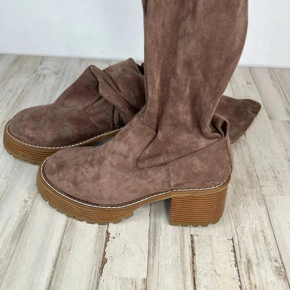Mia Women's Taupe Brown Over-the-Knee Chunky Heel Suede Boots Size 8 - Picture 3 of 10